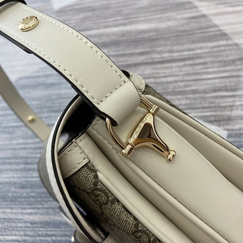 Gvc*1 horsebit bags